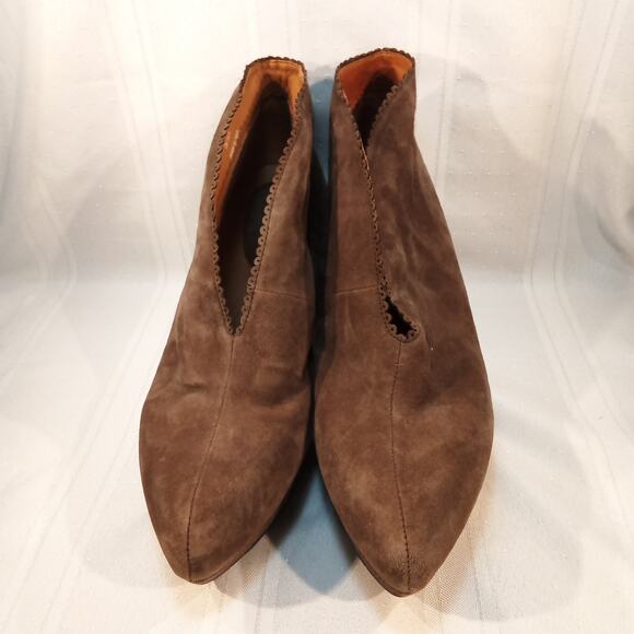 Earthies “Hailey” Brown Suede Bootie Women’s Size 9.5 - Picture 2 of 9